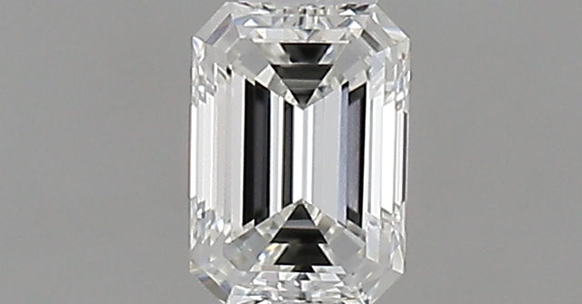0.24 carat Emerald diamond G VVS2 