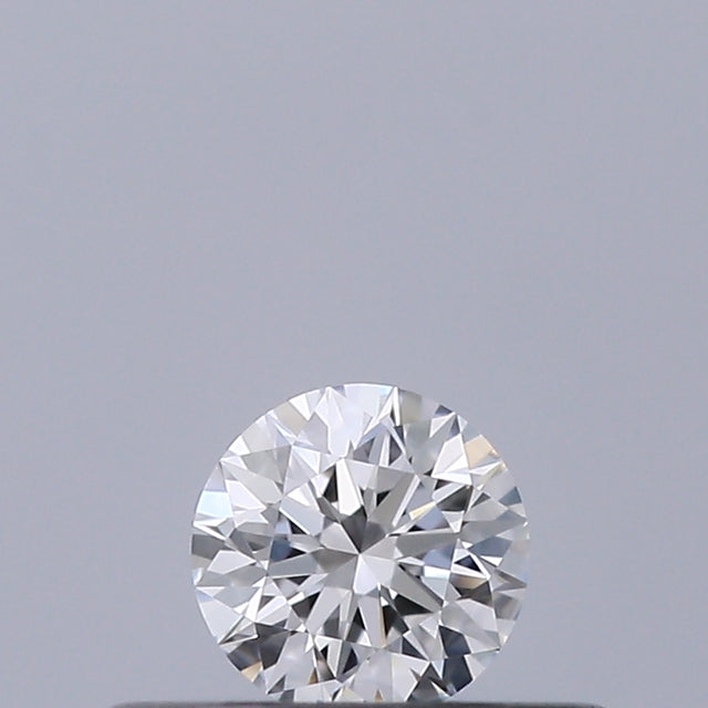 0.18 carat Round diamond D IF Excellent