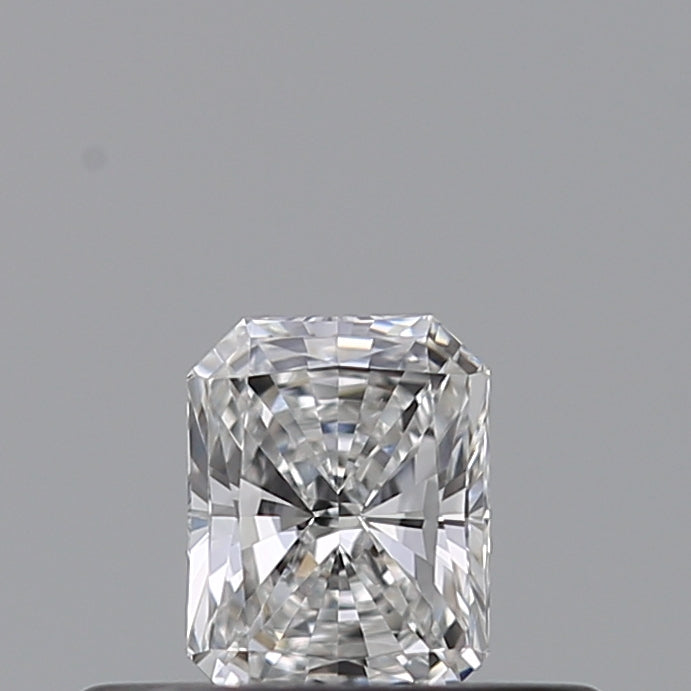 0.23 carat Radiant diamond E  VVS2