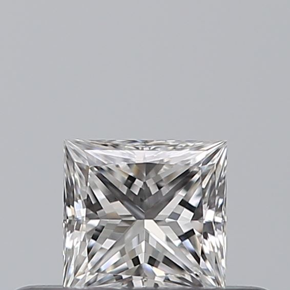0.23 carat Princess diamond E VVS2 