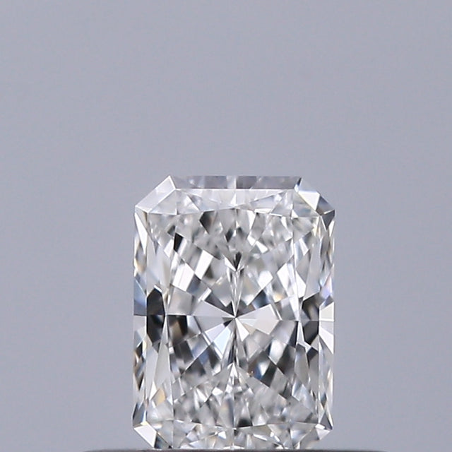0.30 carat Radiant diamond E IF 