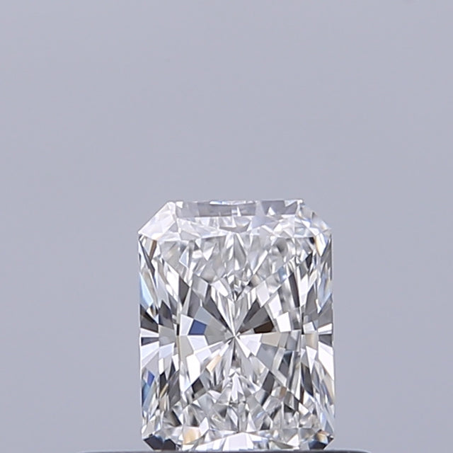 0.31 carat Radiant diamond D VS1 