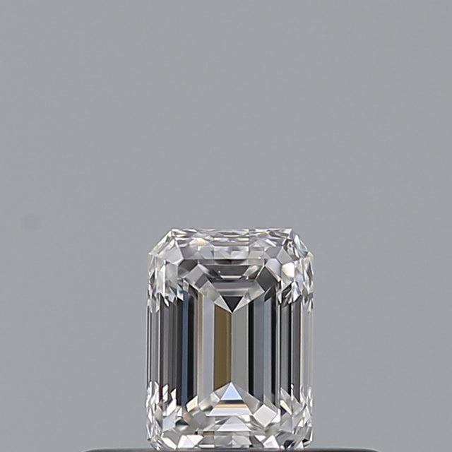 0.24 carat Emerald diamond E IF 