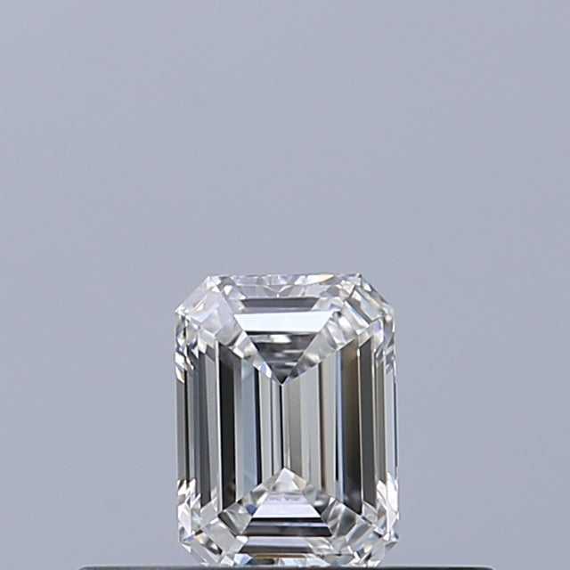 0.23 carat Emerald diamond E VS1 