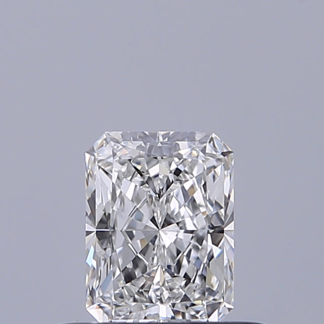 0.40 carat Radiant diamond E IF 