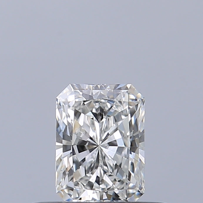 0.31 carat Radiant diamond E VVS1 