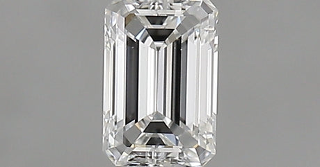 0.30 carat Emerald diamond E VS2 