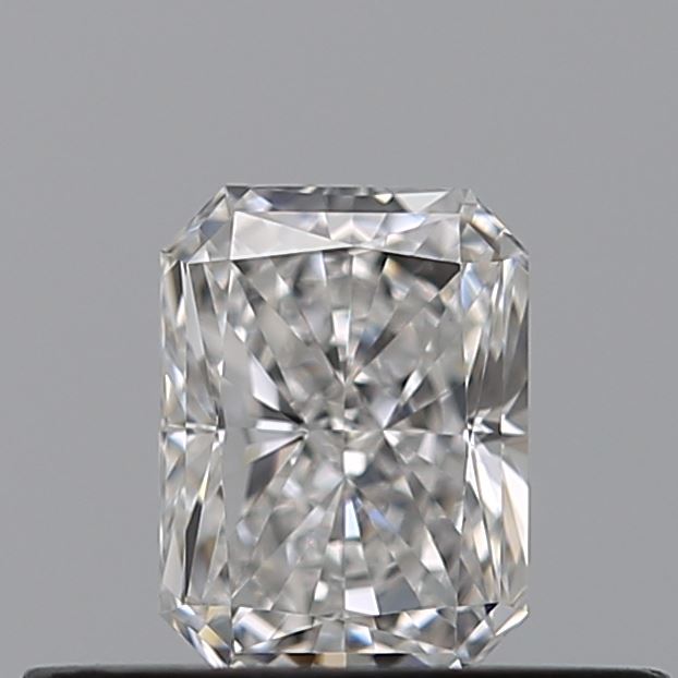 0.31 carat Radiant diamond E  IF