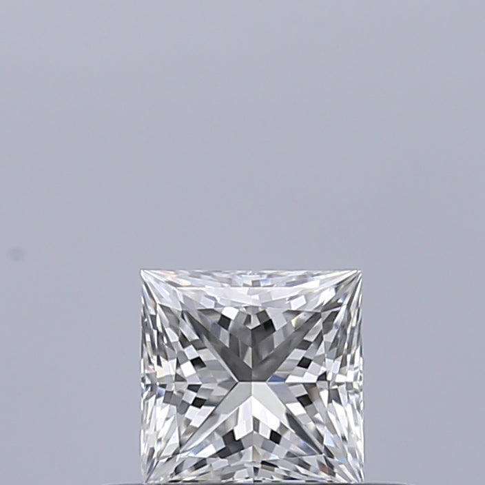 0.30 carat Princess diamond E VVS2 