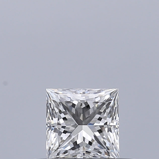 0.30 carat Princess diamond E VVS2 