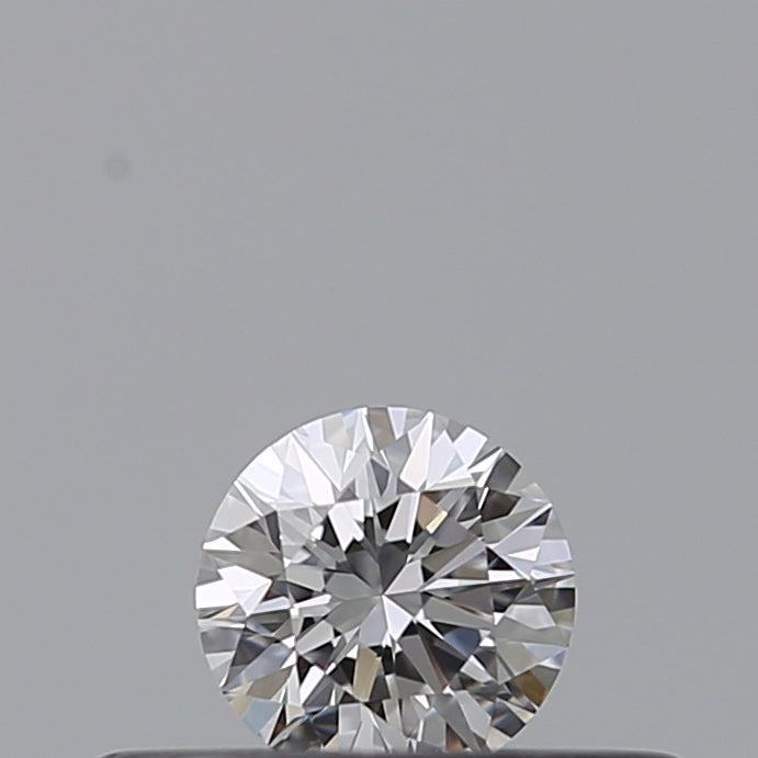 0.18 carat Round diamond E  VVS2 Excellent