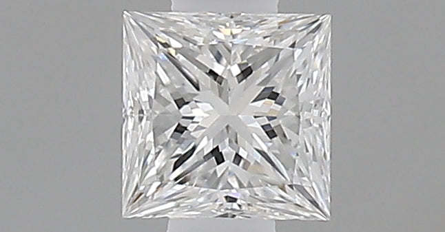 0.33 carat Princess diamond E VVS2 