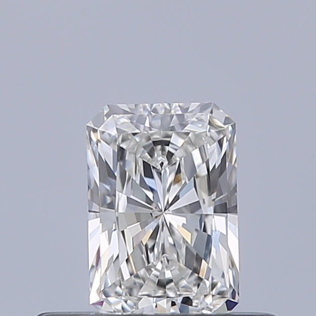 0.32 carat Radiant diamond F IF 