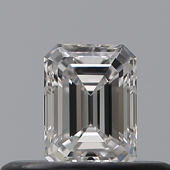 0.23 carat Emerald diamond E  VVS2