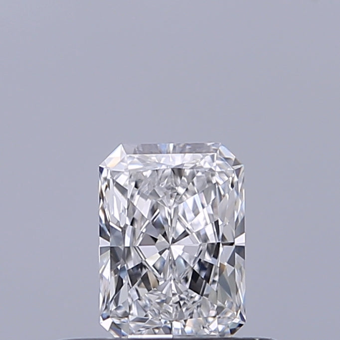 0.33 carat Radiant diamond D VVS1 