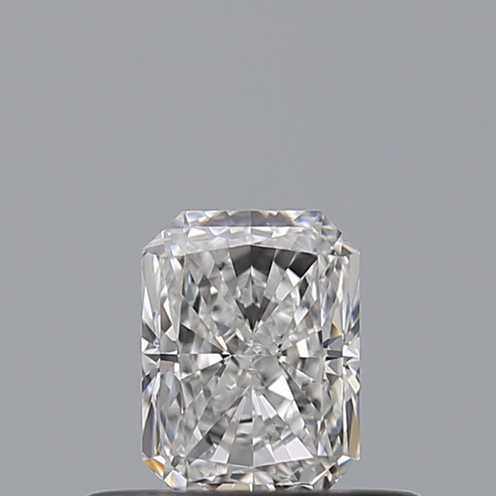 0.34 carat Radiant diamond E  VVS1