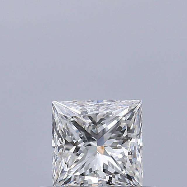 0.34 carat Princess diamond E VVS2 