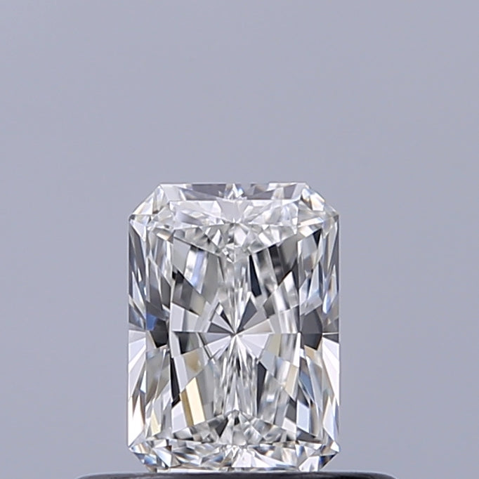 0.37 carat Radiant diamond F VVS1 