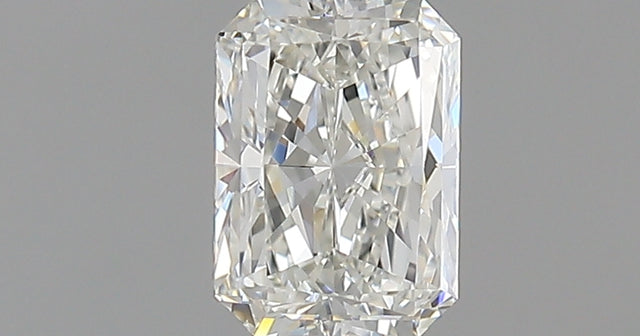 0.70 carat Radiant diamond H VVS2 